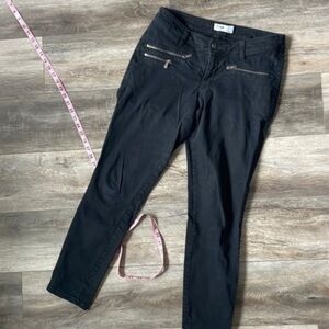 Old Navy jeans black zipper size 10 Regular skinny jeans